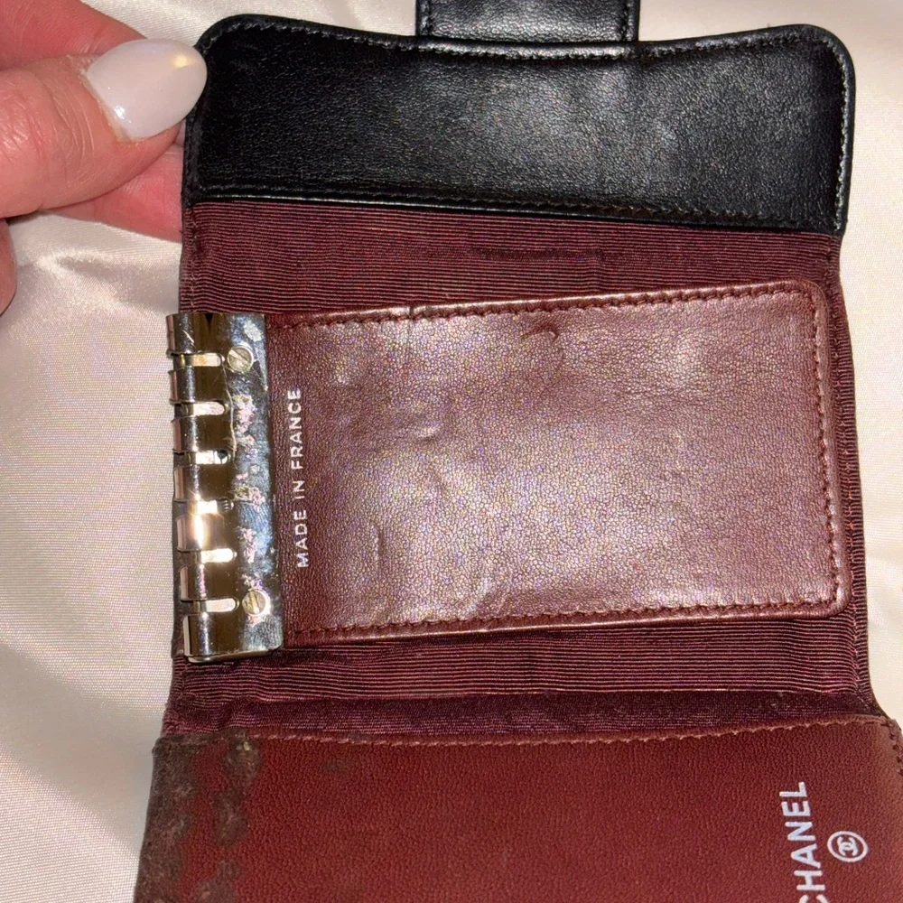 CHANEL Calfskin Black Soft Quilted Leather Key Case - Very good condition - Picture 9 of 14